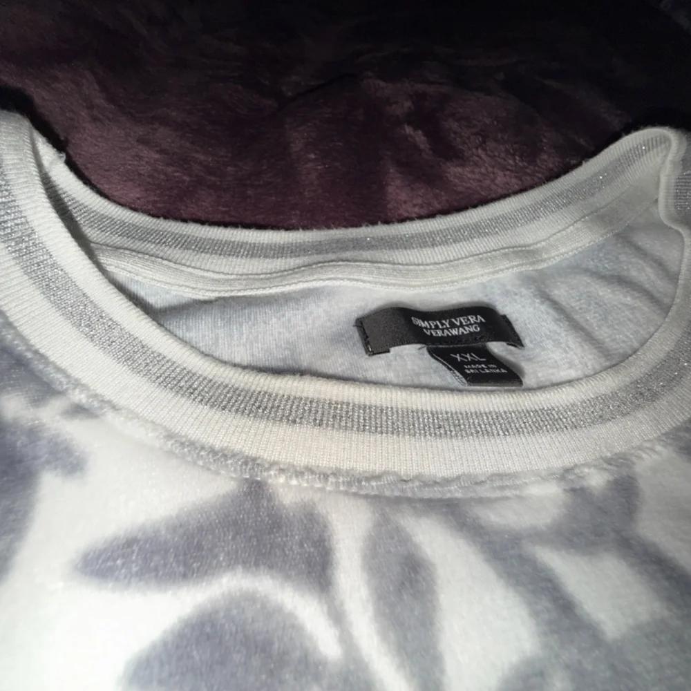 Vera Wang 3 Piece Velour Pajama Set - Picture 5 of 5